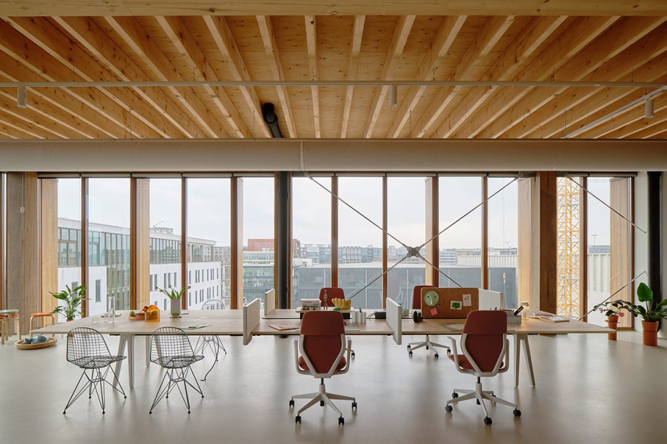 Moderne Bürokonzepte: Desk sharing bei citizenoffice Düsseldorf
