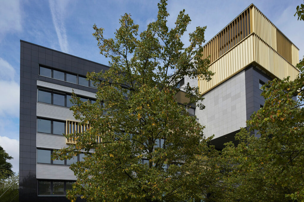 Douglas Interior design neues Headquarter von citizenoffice Düsseldorf