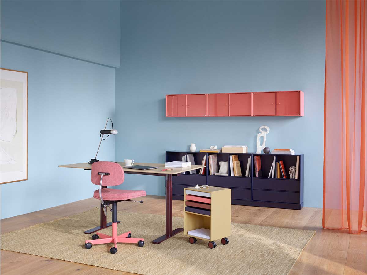 Moderne Büromöbel von Montana für flexibles Arbeiten bei citizenoffice Düsseldorf